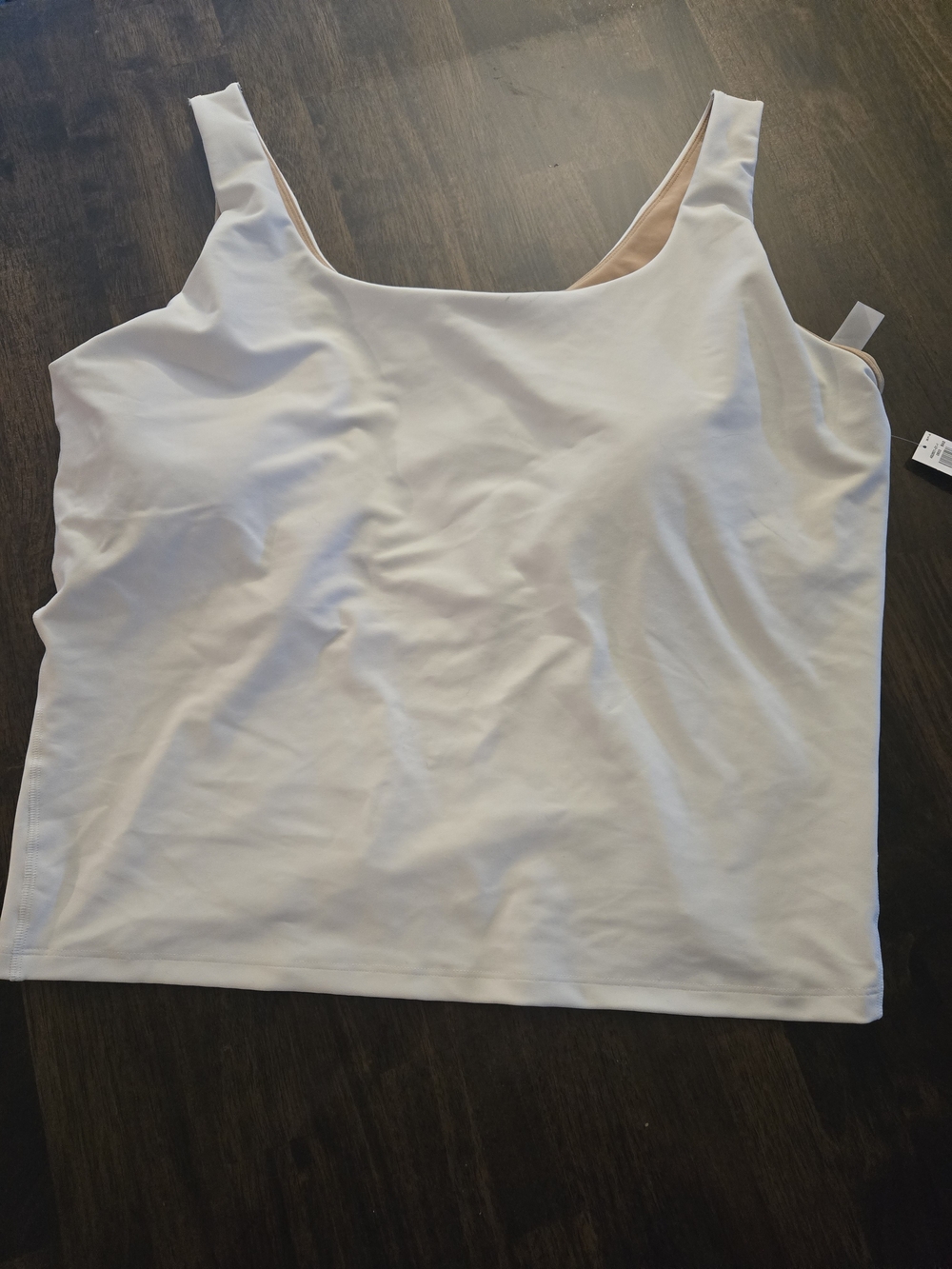 Old Navy Active Women’s 3x White Scoop Neck Tank Top. New With Tags